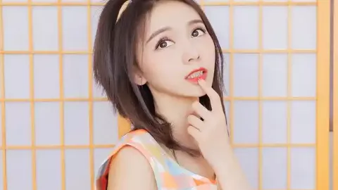 男子崖下洞居5年